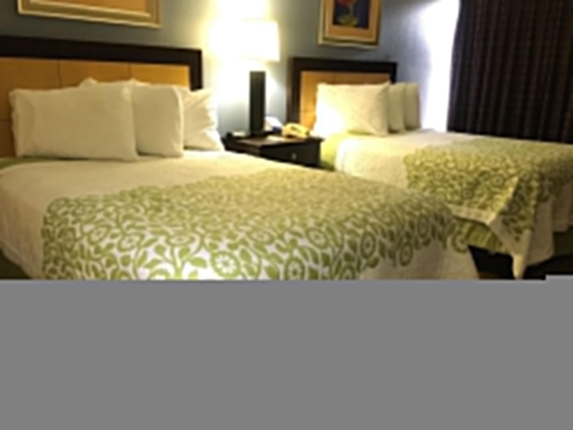 Days & By Wyndham - Ybor 2*