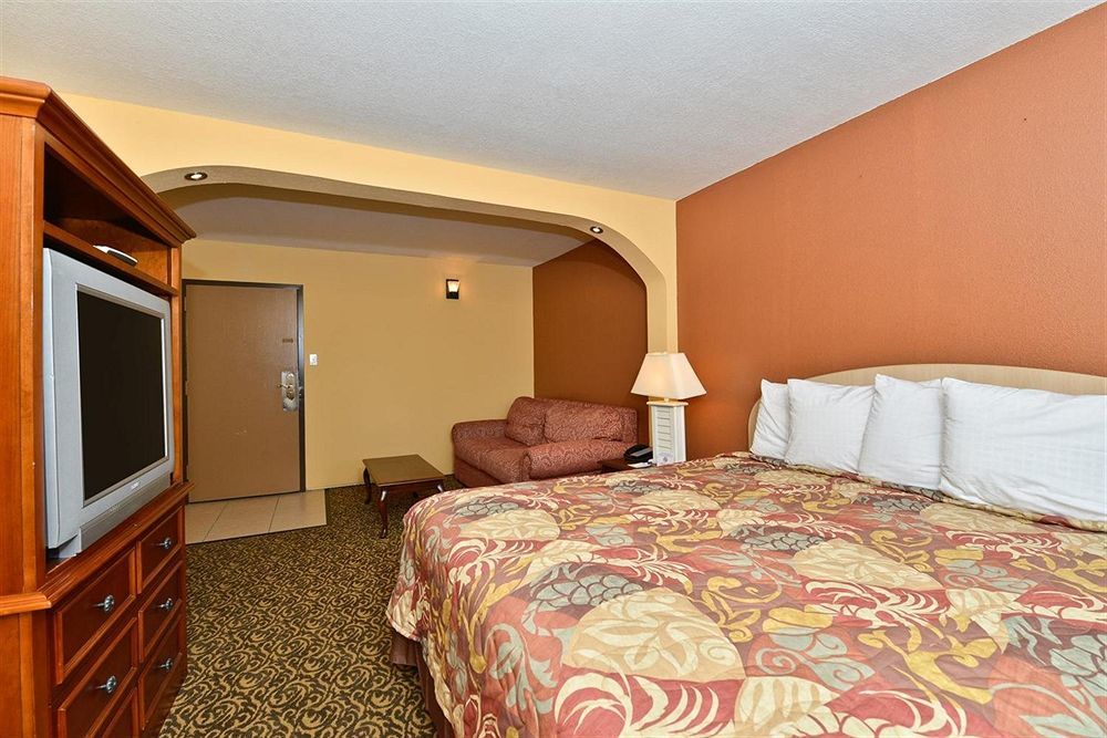 Hotel Days & By Wyndham - Ybor