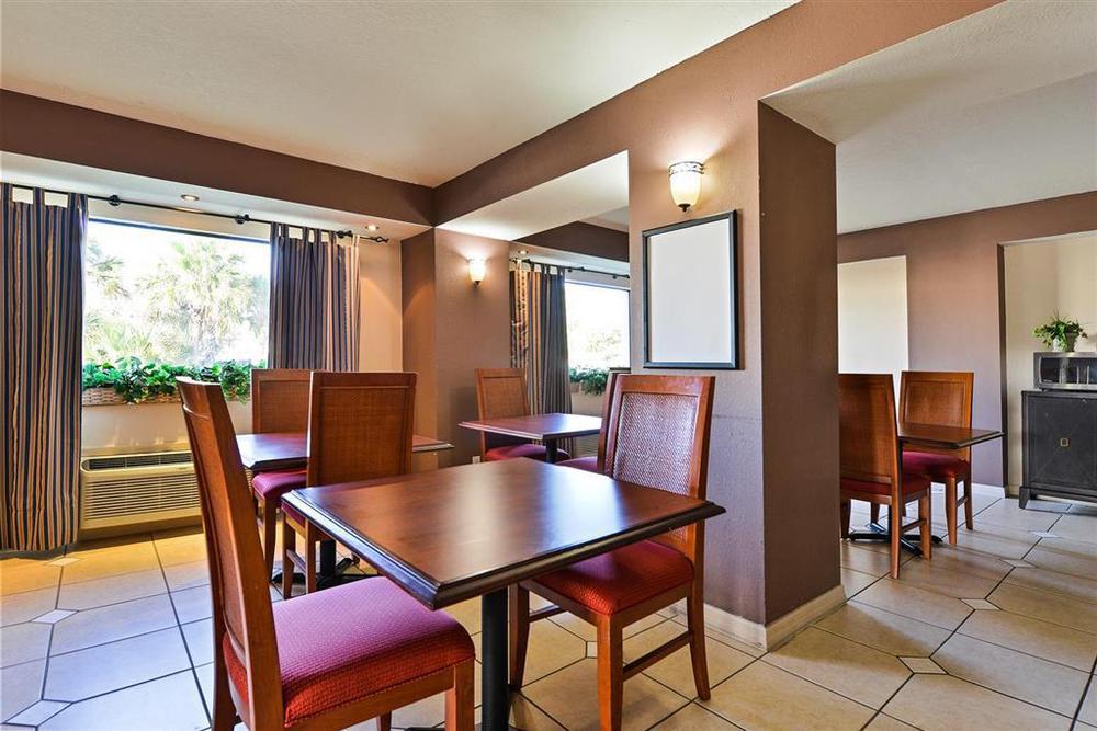 Hotel Days & By Wyndham - Ybor